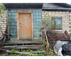 Гараж-мастерские 1059 кв.м. с ЗУ 0,76 га