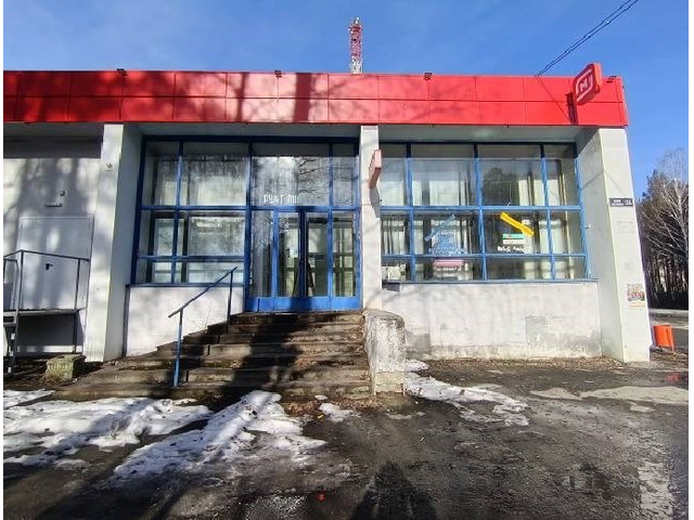 нежилое помещение площадью 41,2 кв. м на 1‑м этаже