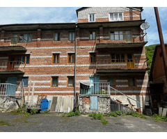 Здание 958.6 кв.м. и Земельный участок 0.5 га (под базу отдыха)