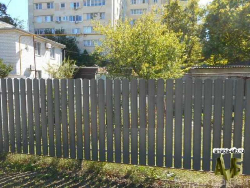 Продам: участок под шиномонтаж СТО в Анапе
