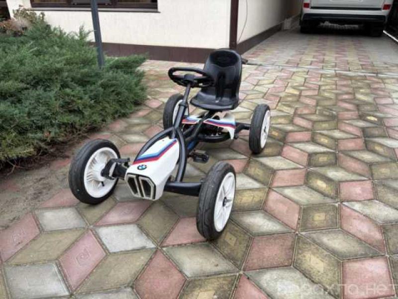 Продам: веломобиль BMW